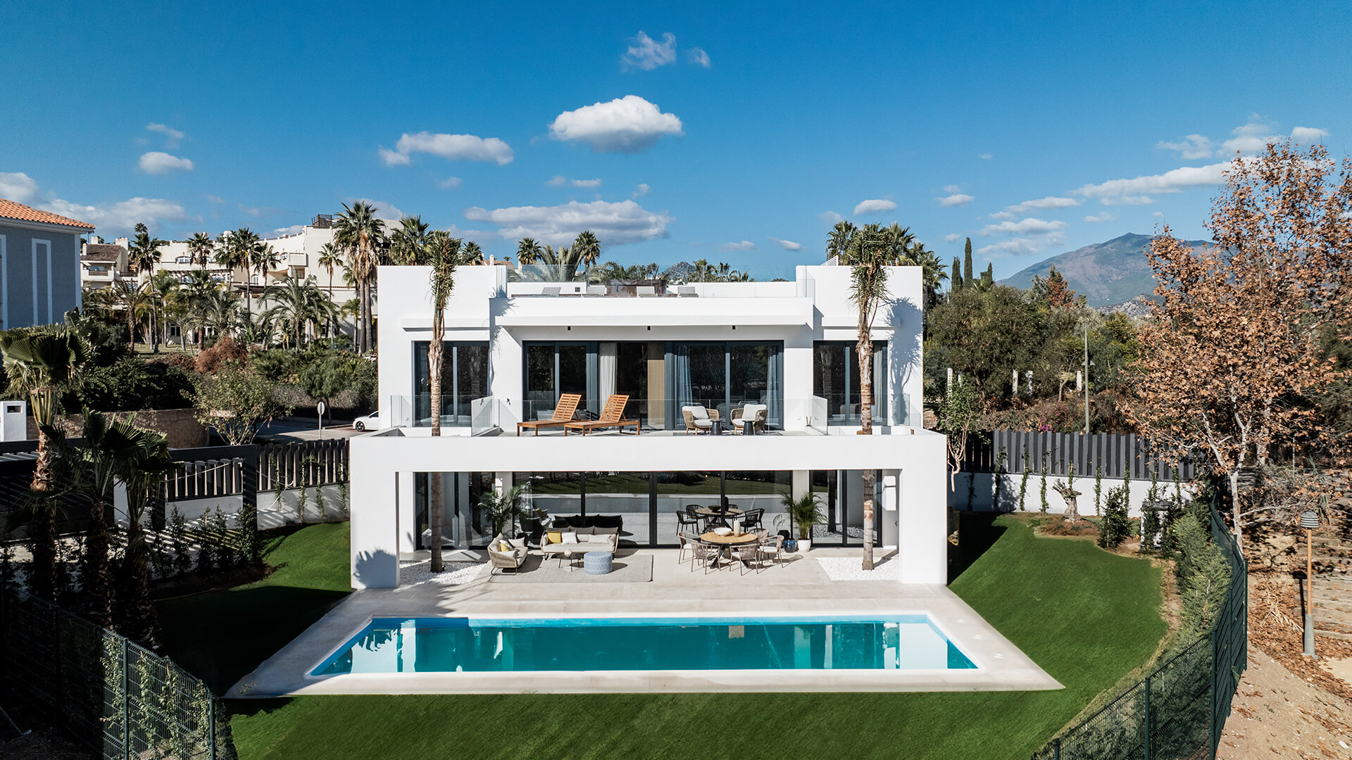 Los Olivos - Two New Luxury Villas in Estepona