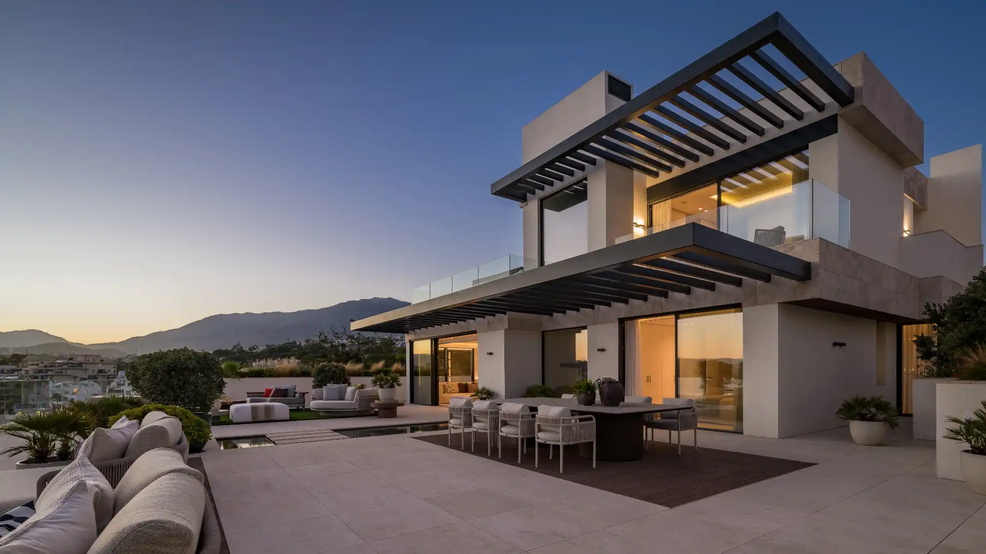 Atelier 4 - Luxury Key-Ready Apartments in Estepona